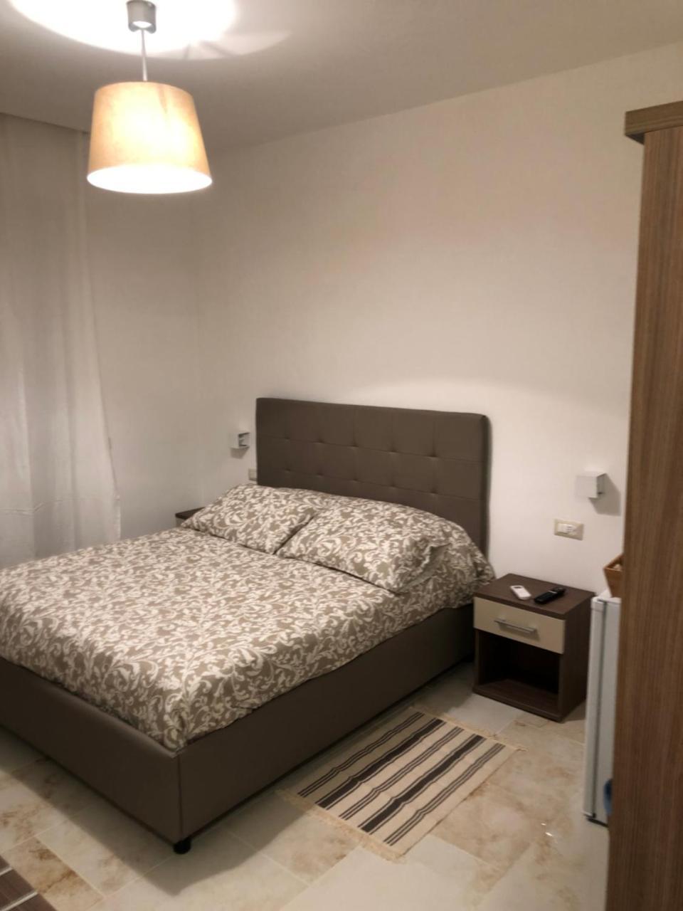 Antonietta De Pace Rooms By Napoli Milionaria B&B Bagian luar foto